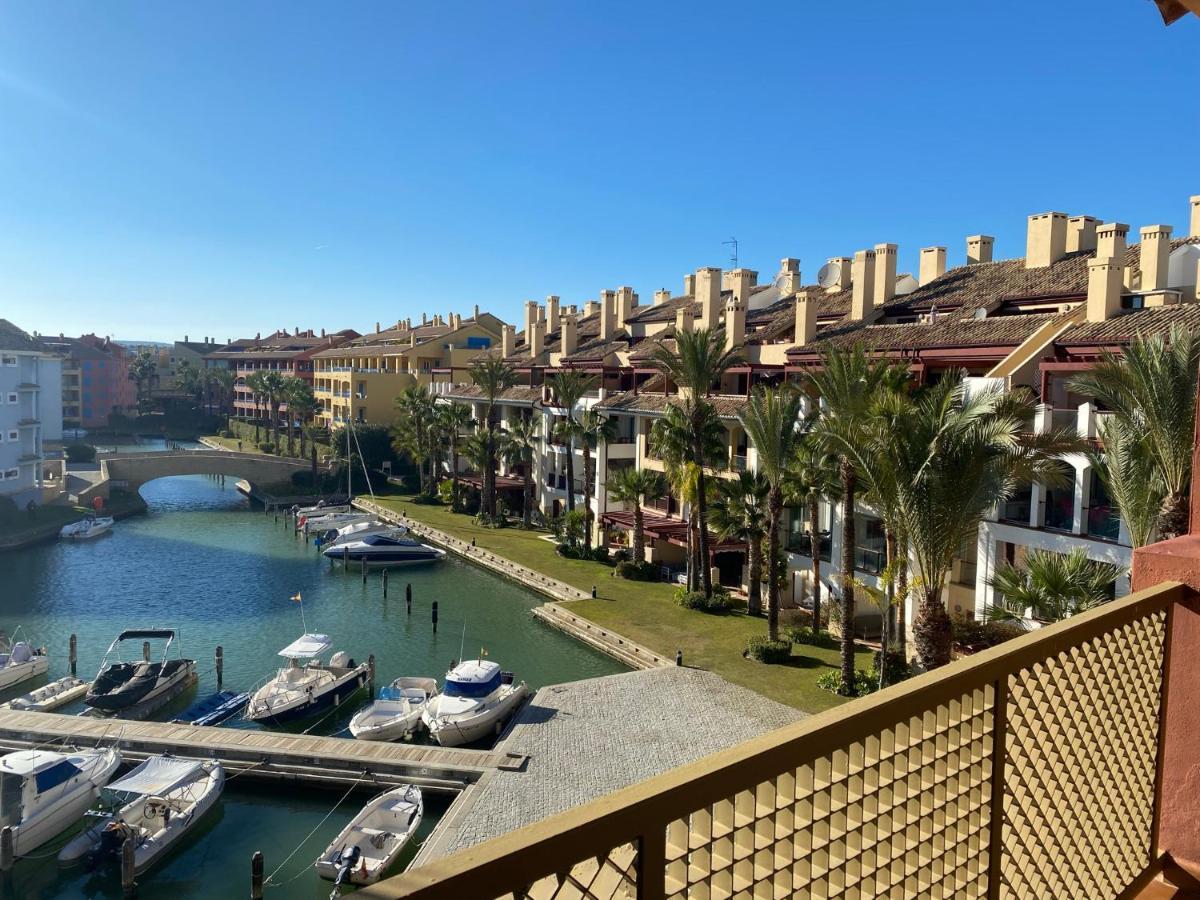 Apartamento Con Terraza Sobre La Marina De Sotogrande 산 로케 외부 사진