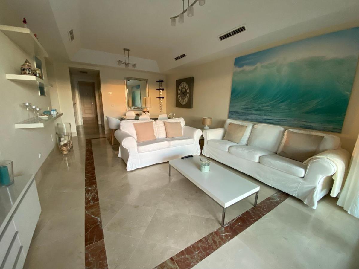 Apartamento Con Terraza Sobre La Marina De Sotogrande 산 로케 외부 사진